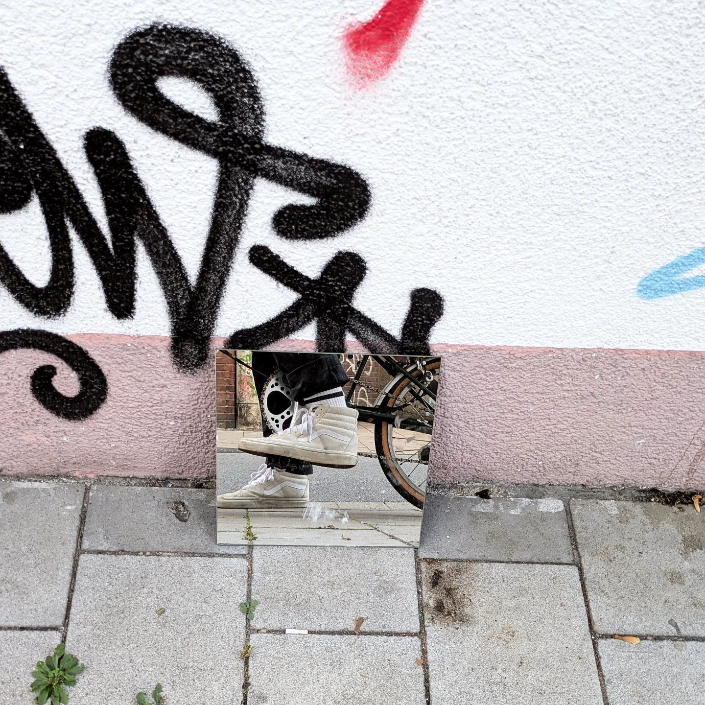 #sperrmuellspiegelsneakerselfie